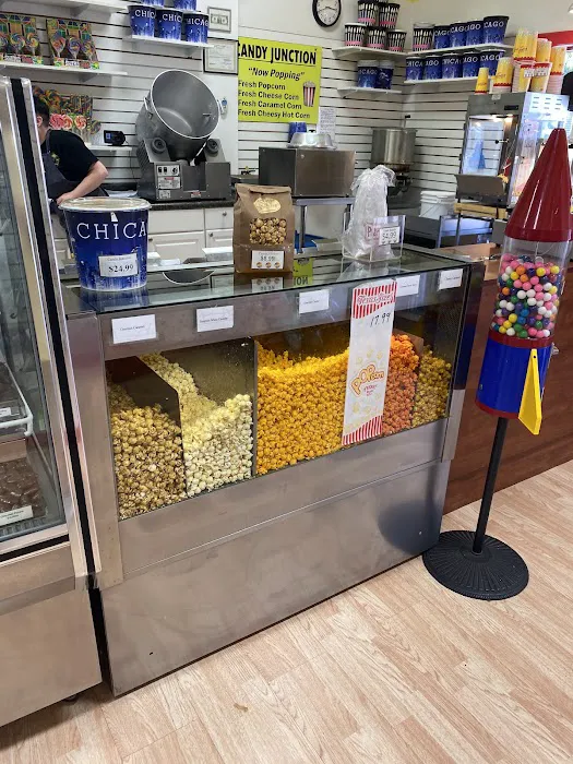 Candy Junction Picture 7