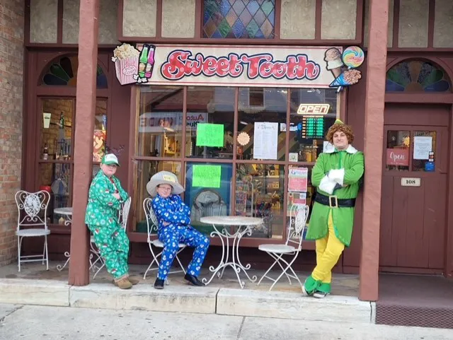 Sweet Tooth Picture 1