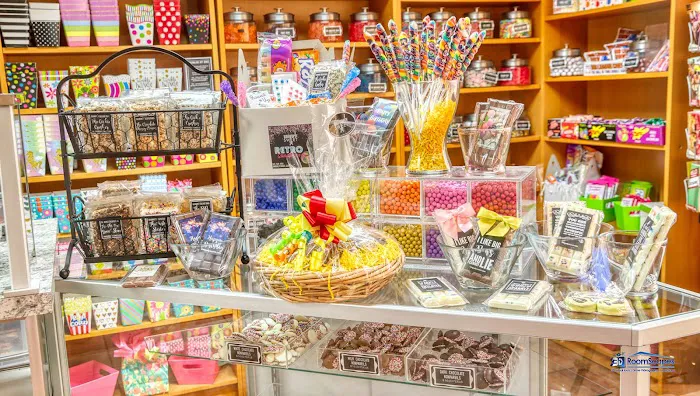Uniquely Sweet Chocolate Factory Picture 2