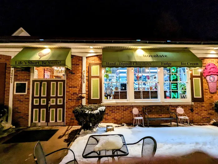 Mellie's Chocolate & Co. Picture 1