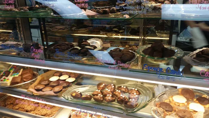 Mellie's Chocolate & Co. Picture 3