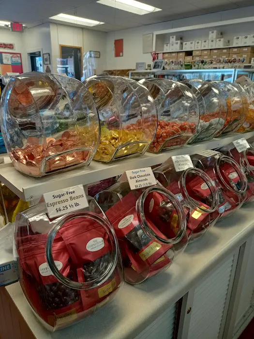 De Kalb Confectionary Picture 6