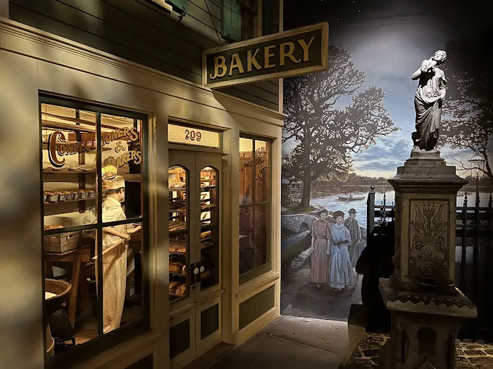Haymarket Candy Store Picture 1