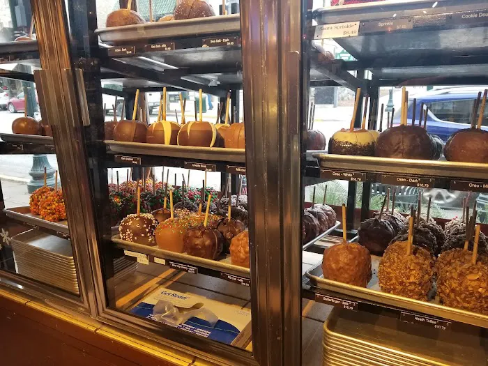 Amy's Candy Kitchen Picture 3