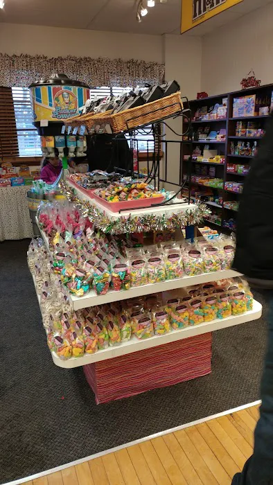 Ashley’s Confectionery Picture 6