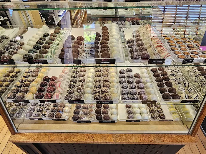 Ashley’s Confectionery Picture 10