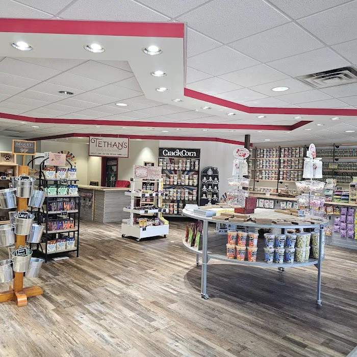 Tethan's Candy & Confections Picture 10