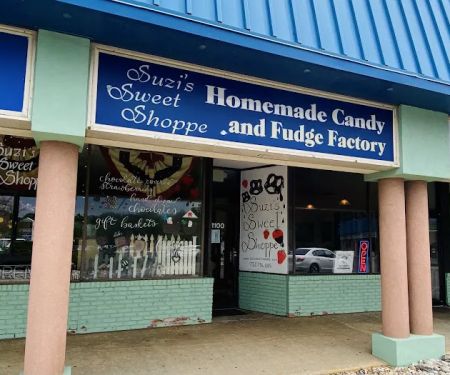 Suzi's Sweet Shoppe Chocolate and Gift Baskets