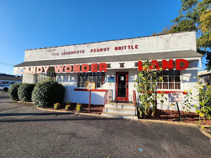 Old Monmouth Candies Picture 5