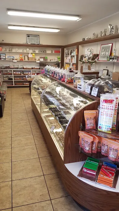 Old Monmouth Candies Picture 10