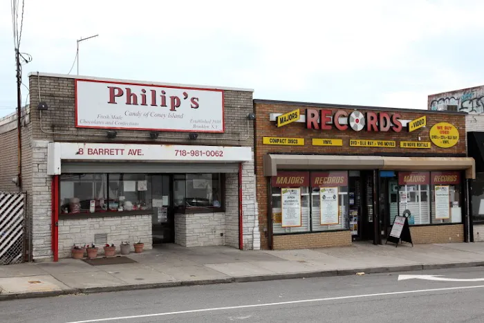 Philip's Candy Picture 3