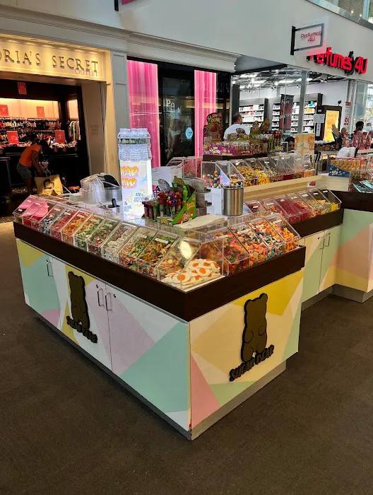 Sugar Bear Candy Kiosk - Candy Store in Elizabeth NJ Picture 9