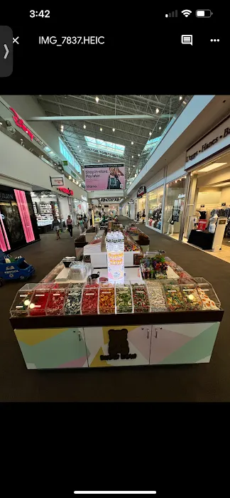 Sugar Bear Candy Kiosk - Candy Store in Elizabeth NJ Picture 7