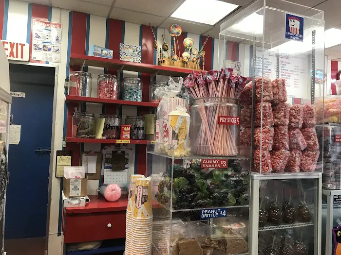 Williams Candy Shop Picture 4
