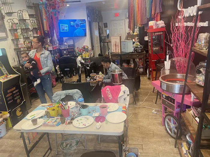 Sweet shop Picture 9