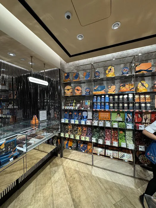 Venchi Chocolate & Gelato Short Hills Picture 2