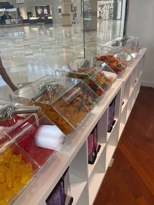 Sugar Bear Candy Store - Candy Store in Toms River NJ Picture 1