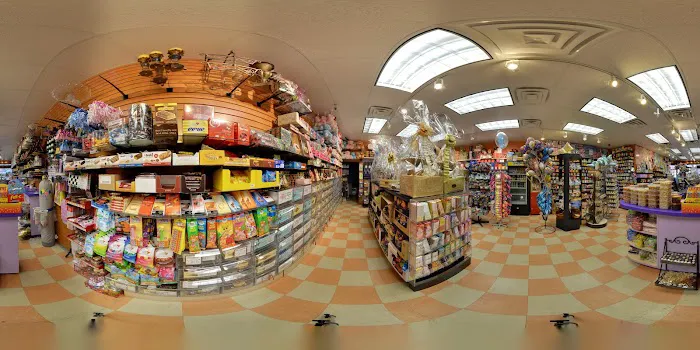 Sweetnes Candy Store Picture 3