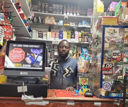 city candy store on 76
