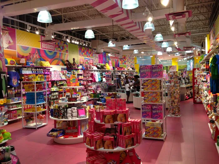 IT'SUGAR Coney Island Picture 10