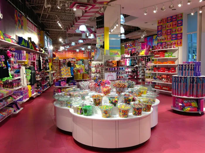 IT'SUGAR Coney Island Picture 8