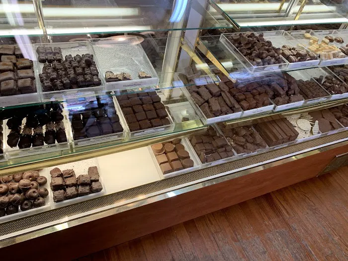 Le Chocolat of Brooklyn Picture 3