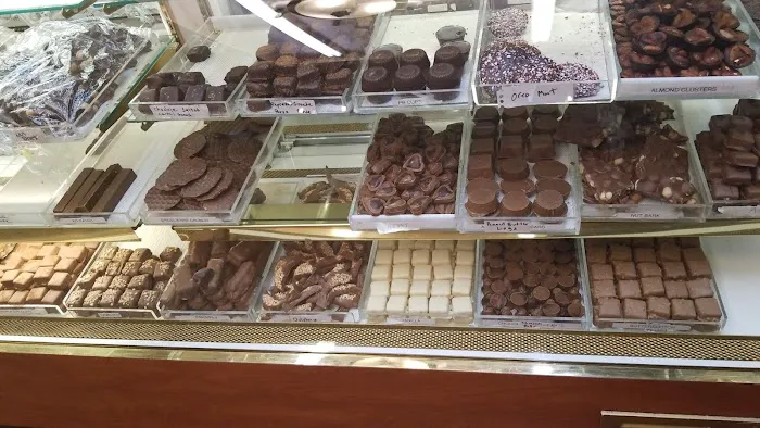 Le Chocolat of Brooklyn Picture 2