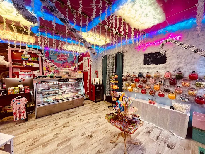 Candy Lane On Main Picture 1