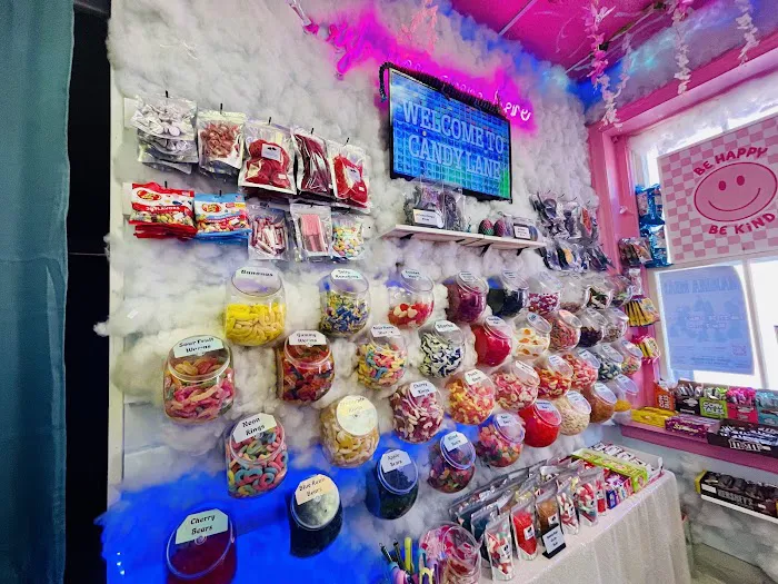 Candy Lane On Main Picture 5