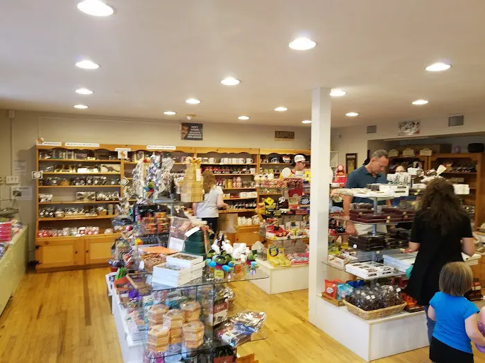 Skip's Candy Corner Picture 8