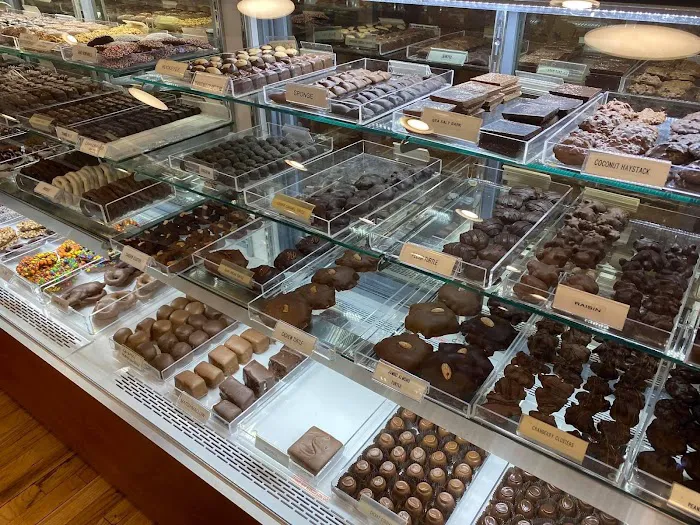 Skip's Candy Corner Picture 6