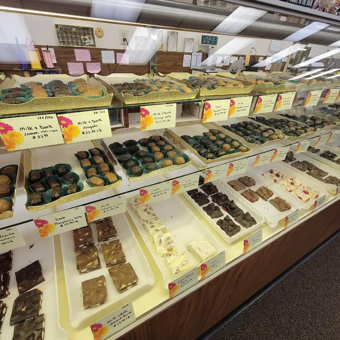 Stutz Candy Company Picture 8