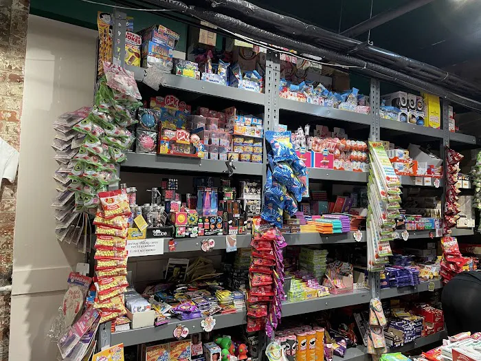 A Taste of Economy Candy Picture 3