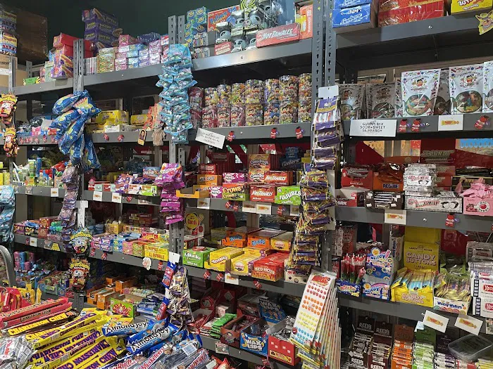 A Taste of Economy Candy Picture 4