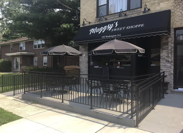 Muggsy's Sweet Shoppe Picture 10