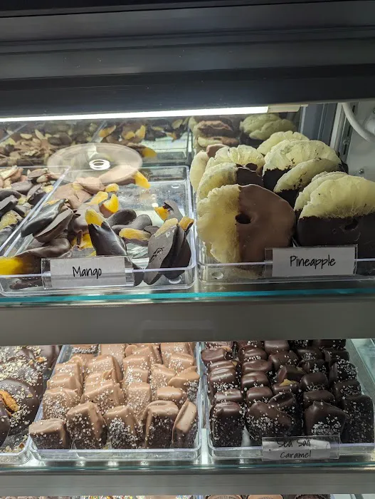 Tracey's Candy Shoppe Picture 8