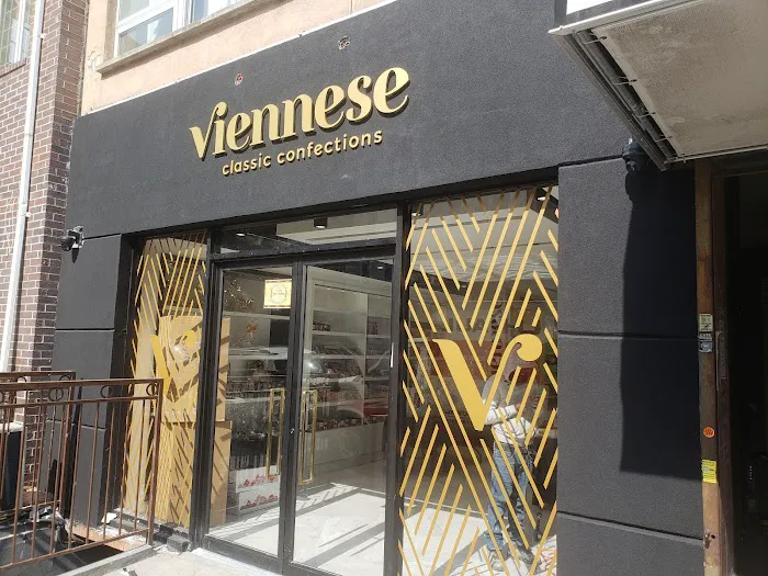 Viennese Classic Confections Picture 2