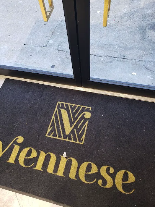 Viennese Classic Confections Picture 10