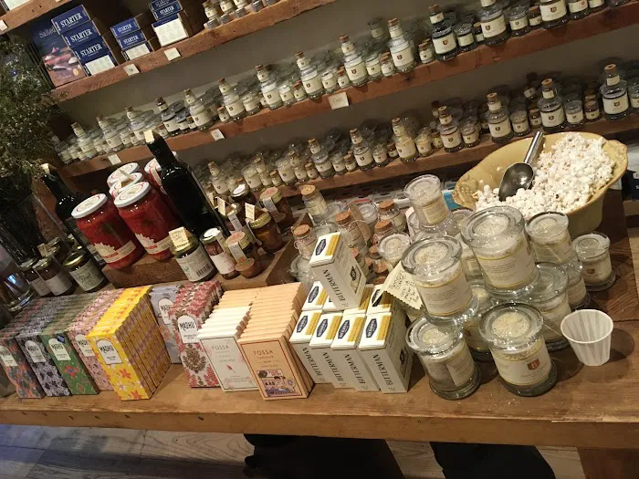 The Meadow - Mulberry St. Picture 10