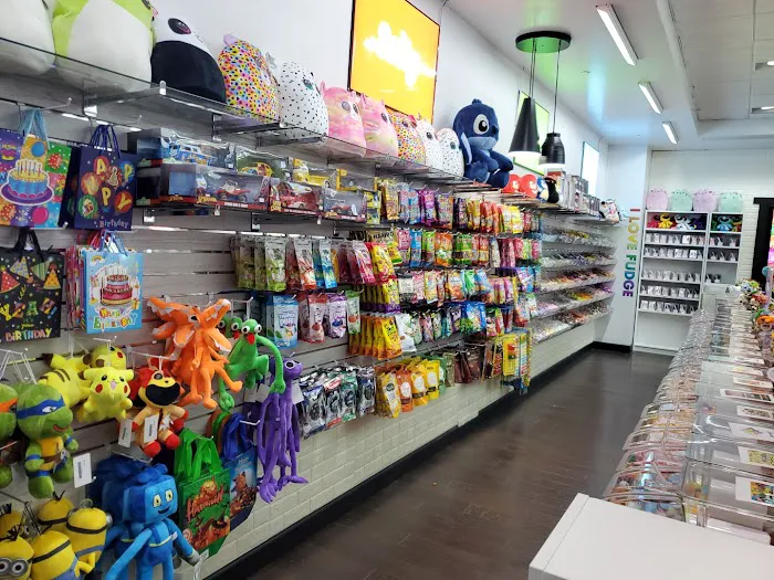 MY CANDY SHOP Picture 3