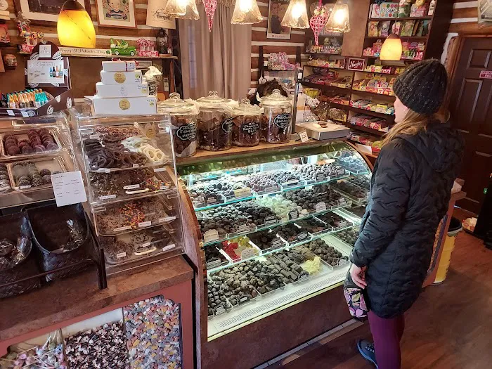 Nutty over Sweets Picture 10