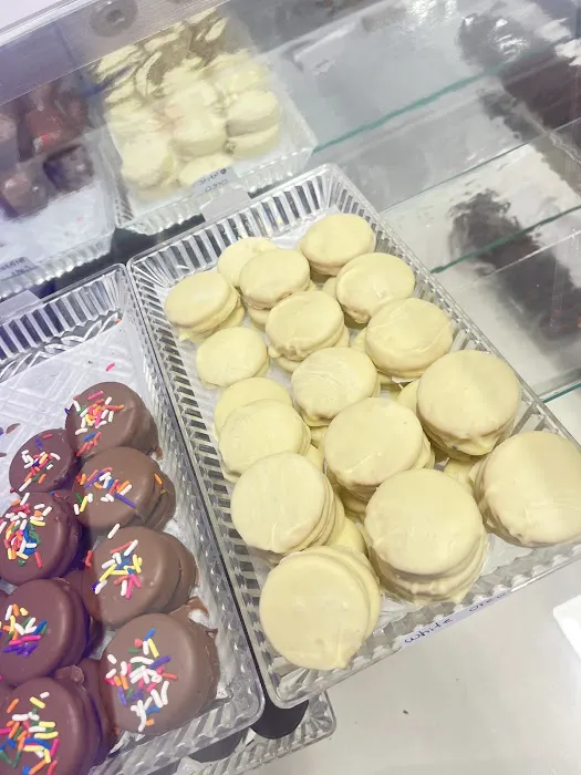 J&M Sweets and More Picture 7
