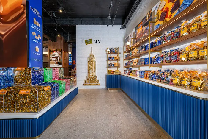 Ghirardelli Chocolate & Ice Cream Shop Picture 6