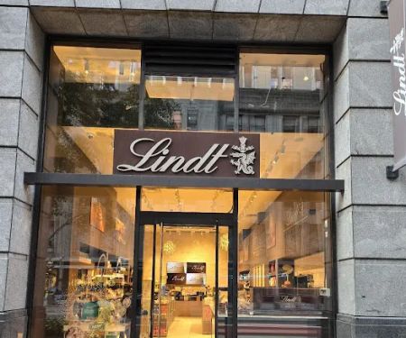 Lindt Chocolate Shop