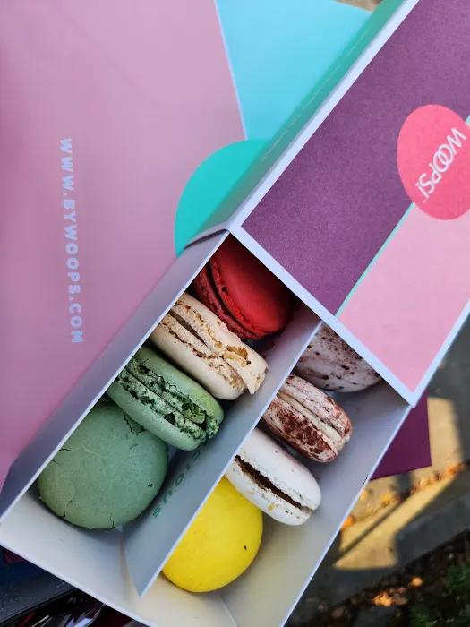 Woops! Macarons & Gifts (Columbus Circle) Picture 5