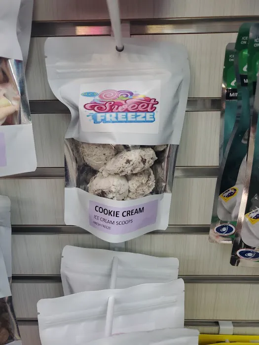 MY CANDY SHOP Picture 6
