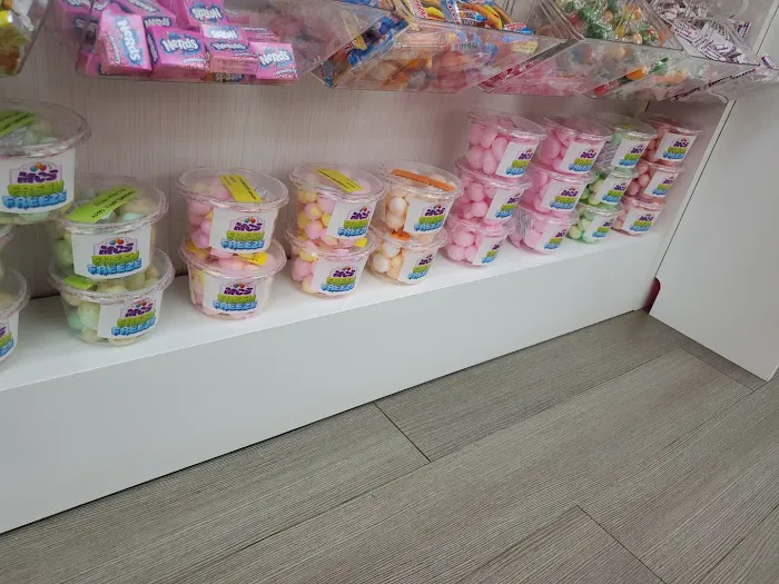 MY CANDY SHOP Picture 5