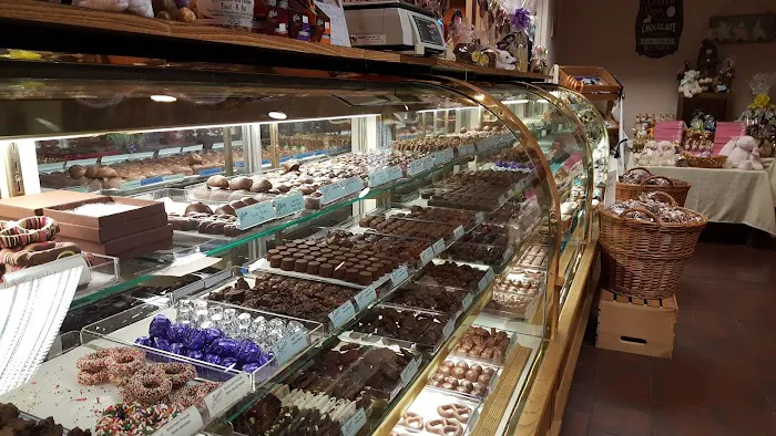 Asher's Chocolate Co. Picture 4