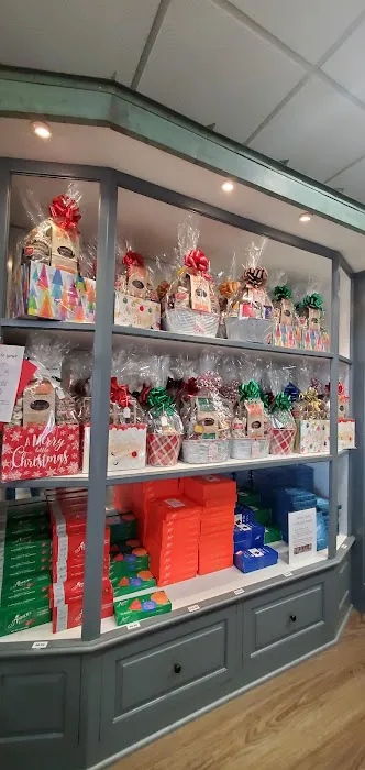 Asher's Chocolate Co. Picture 9