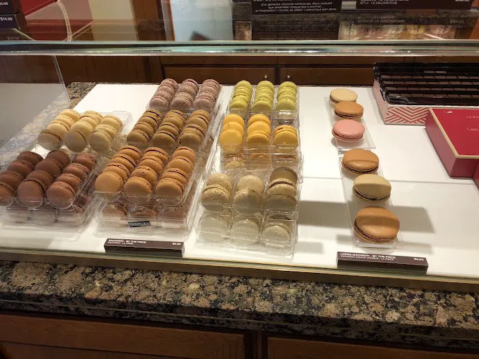 Kreuther Handcrafted Chocolate (at Gabriel Kreuther restaurant) Picture 2